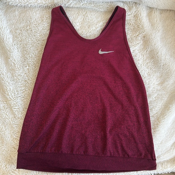 Nike | Size M | Women’s Maroon Workout Tank - Picture 1 of 7